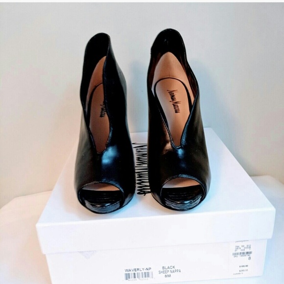 👠NWT NEIMAN MARCUS - Picture 4 of 6